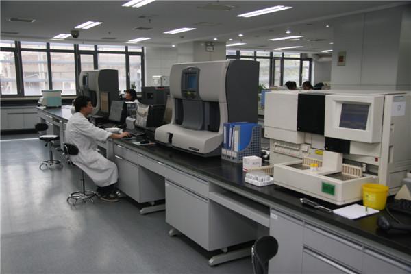 一流的实验室及医学检验设备